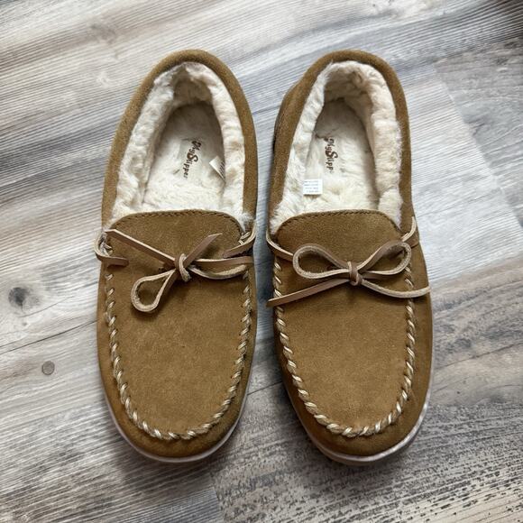 MySlippers Moccasin Slippers Men’s 9 Tan Suede Faux Fur Lined - Picture 1 of 4